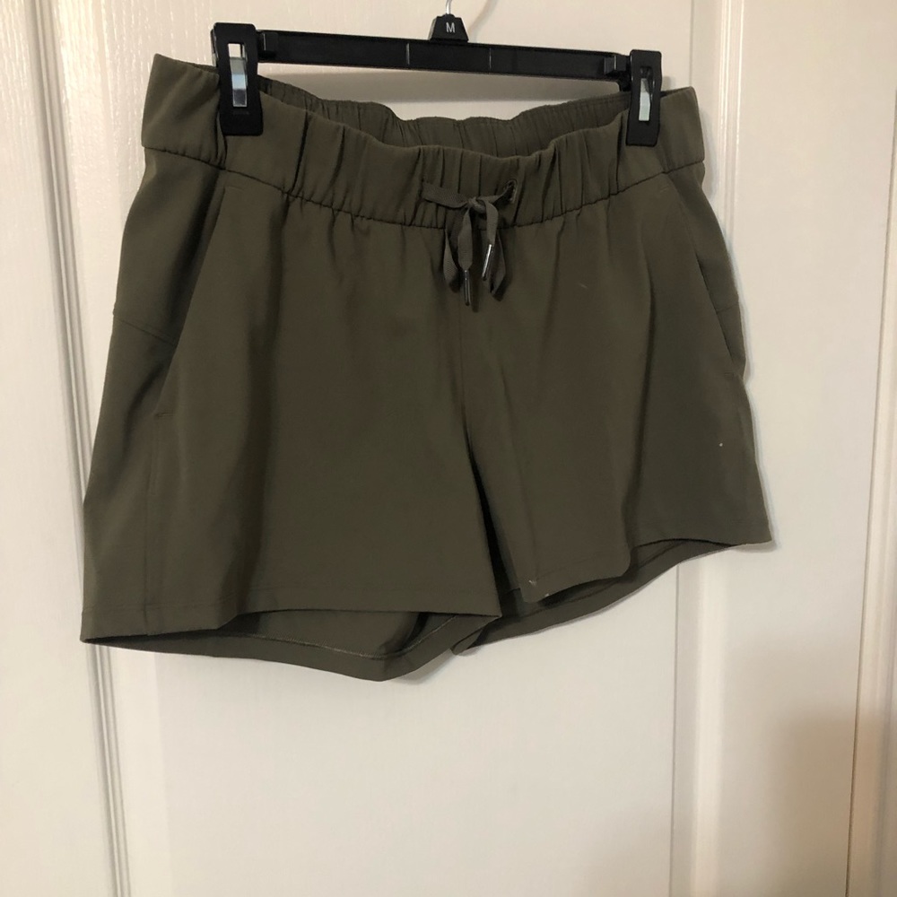 Lululemon On The Fly Short